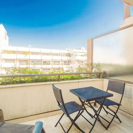 Appartement Studio moderne avec terrasse au Gray d'Albion Cannes